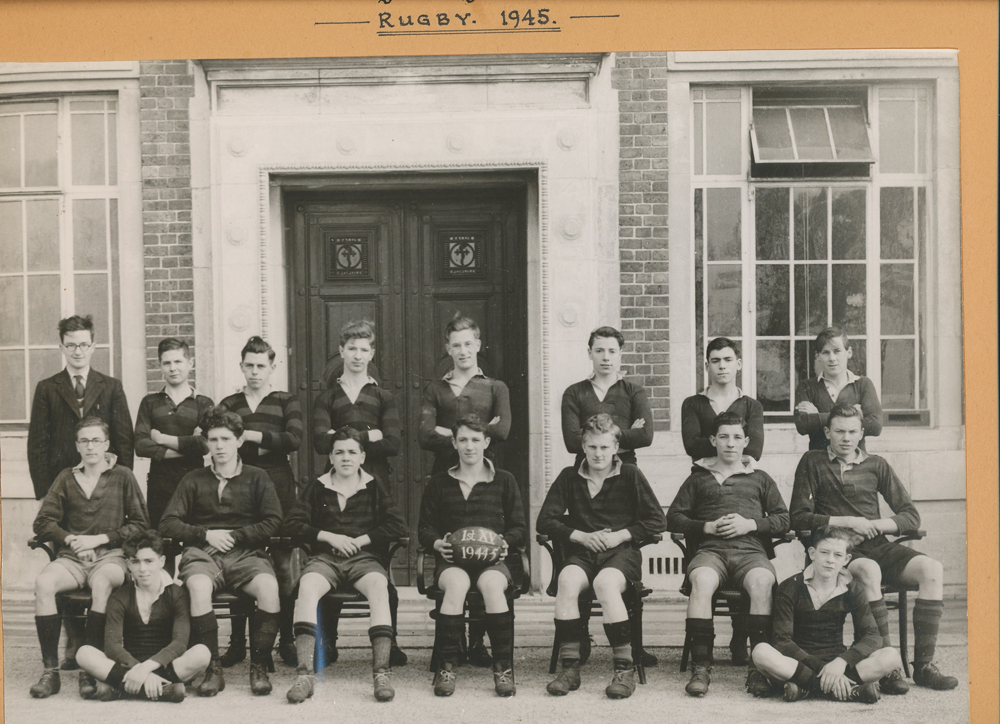 1st XV 1944 to 1945c.jpg